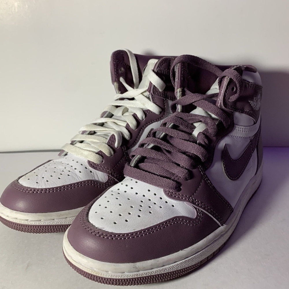 Air Jordan 1 Retro High Og 'Mauve'